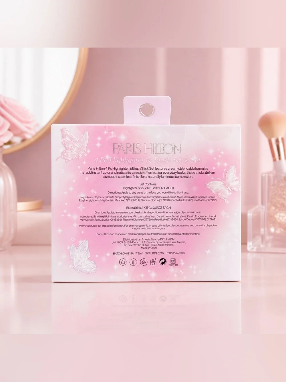 Paris Hilton 4-Pc Highlighter & Blush Stick Set New